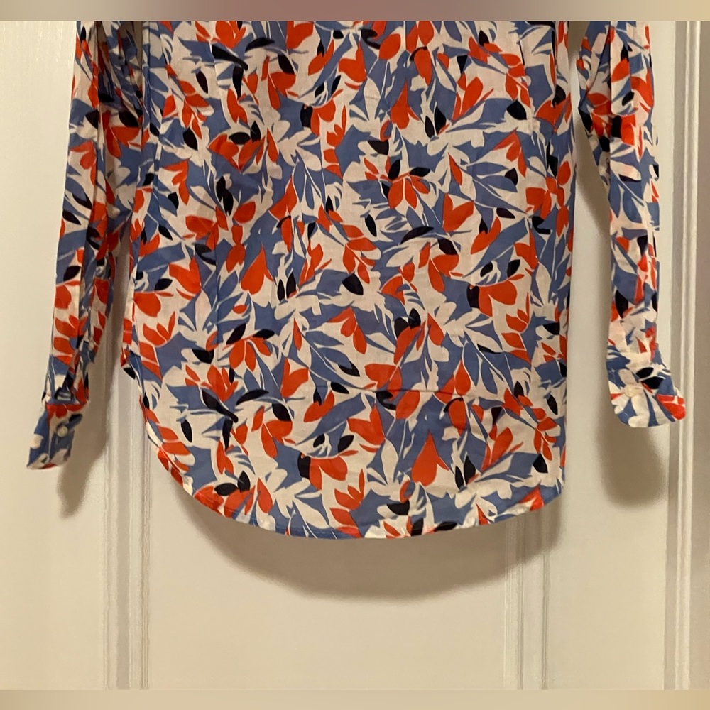 NWT Lauren Ralph Lauren Women’s Small Button Down Floral Shirt Blouse Red Blue - Picture 7 of 10